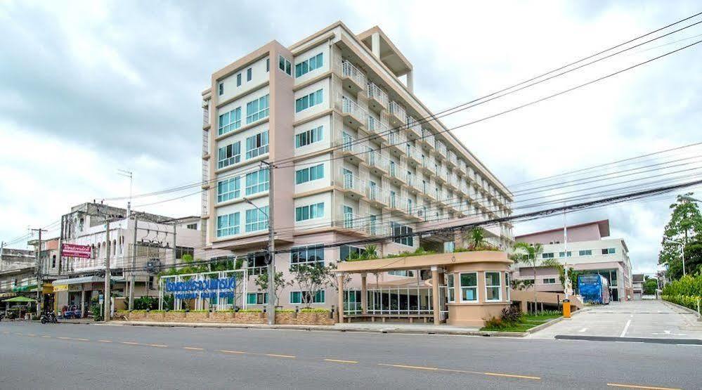 普拉查普大酒店 班武里府 外观 照片